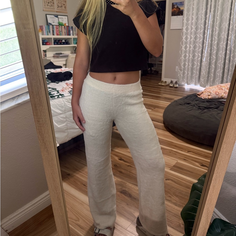 Aerie cream soft and COMFORTABLE wide leg lounge pants - Picture 1 of 6